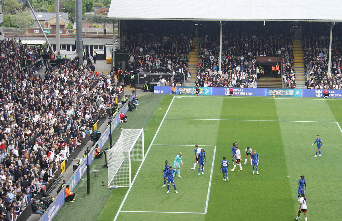 杰克逊在切尔西的战术角色：蓝军锋线核心的多维解析