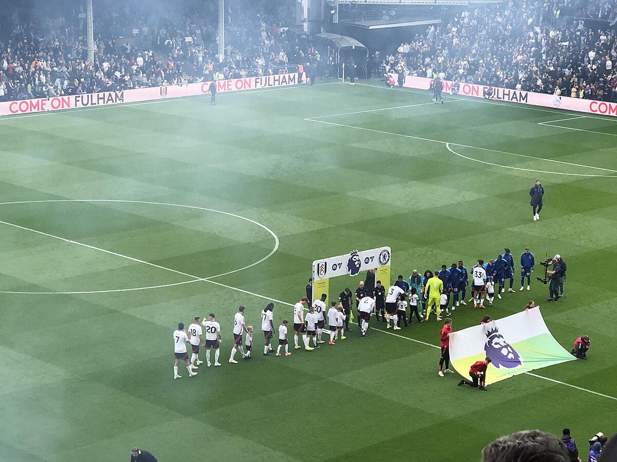 杰克逊速度与无球跑动分析：解密切尔西锋线核心的跑位智慧